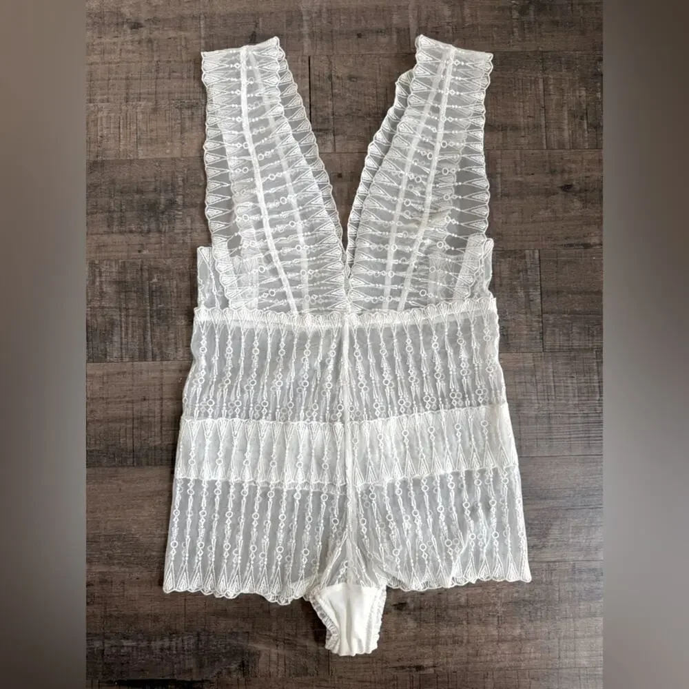 NWOT BHLDN Women's Ivory Lace Lingerie Bodysuit Sheer Embroidered Mesh Size XS